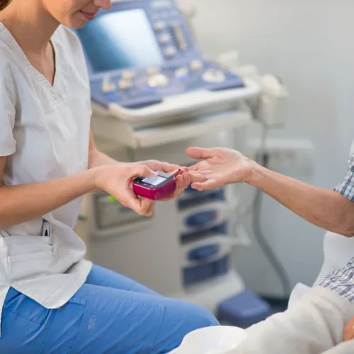 Atención integral y manejo de la prediabetes en Cancún